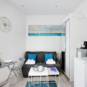 Studio met een Queen Size Bed